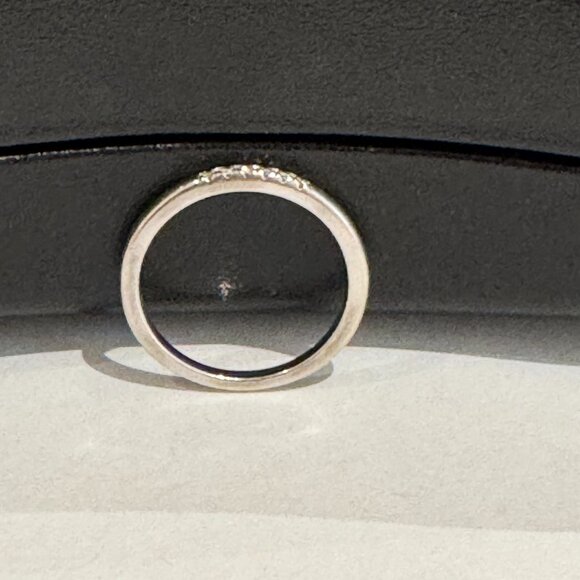 Mejuri EUC Diamonds Line Ring White Gold Size 5 - Picture 4 of 7